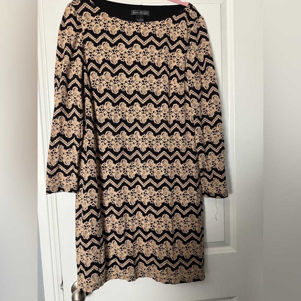 Jessica Howard Black and Cream Floral Dress